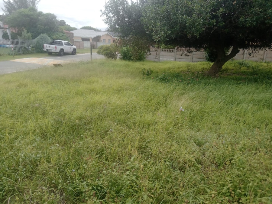 Commercial Property for Sale in Wavecrest Eastern Cape